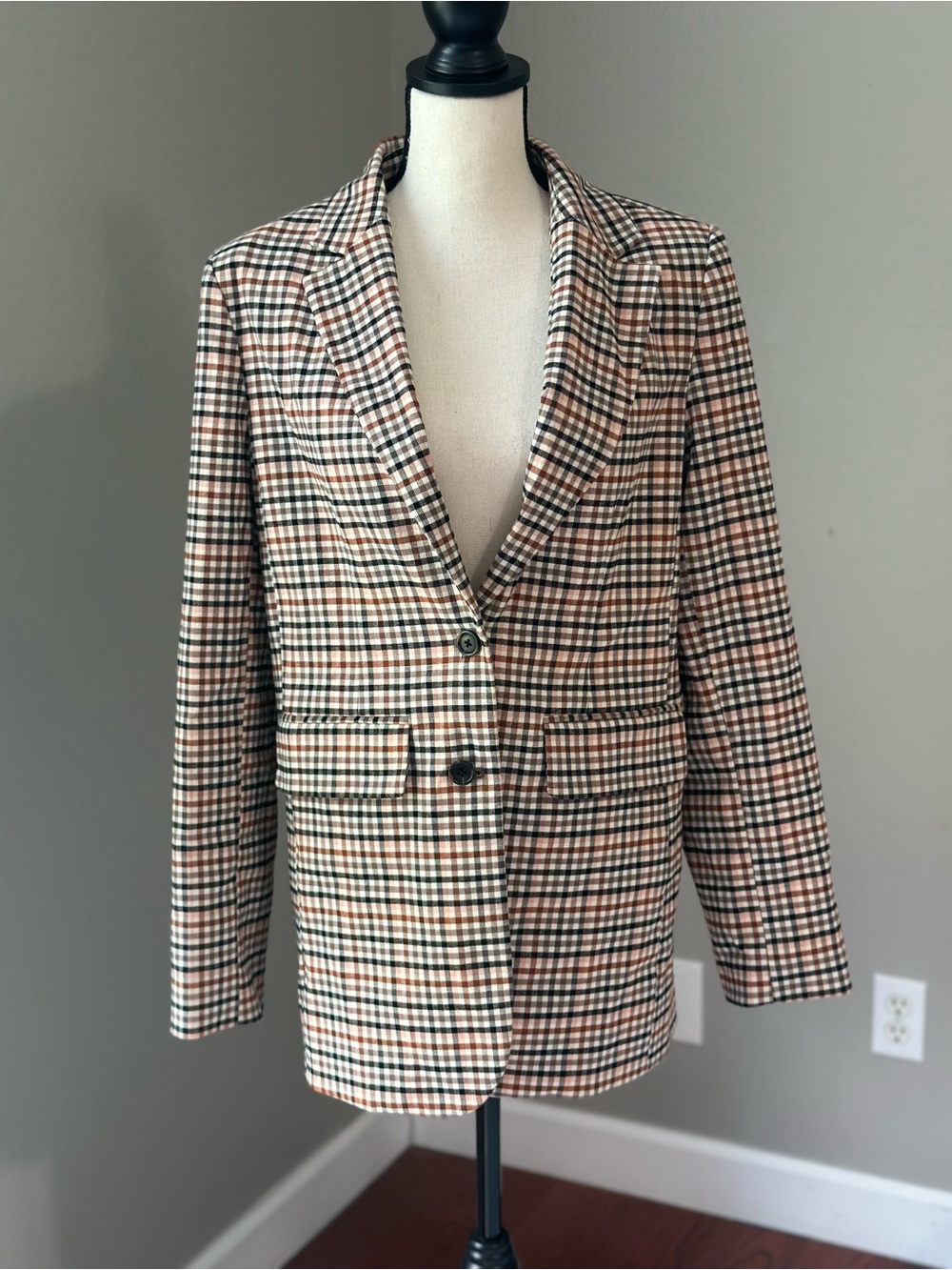 a new day Checked Blazer in Tan, Black & Cream